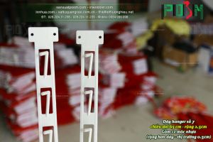 Chuyên sản xuất hanger dây nhựa, hanger móc số 7