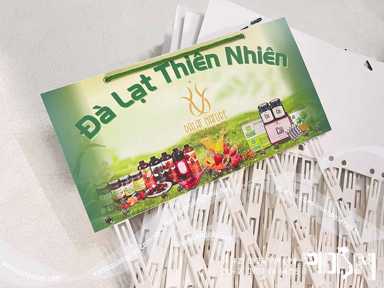 Hanger treo sản phẩm phục vụ bán hàng Đà Lạt Nature - Ảnh 3